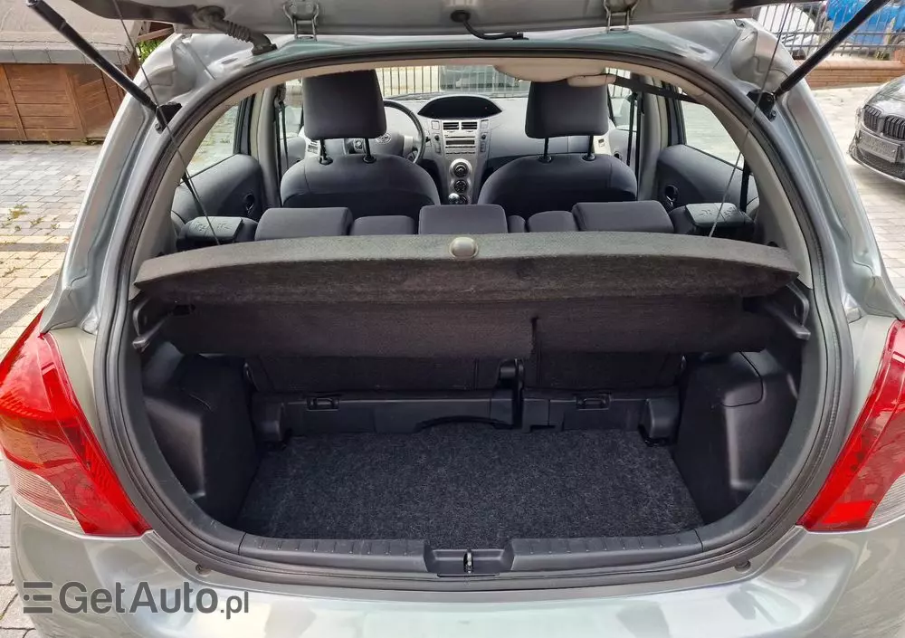 TOYOTA Yaris 1.33 VVT-i Sol