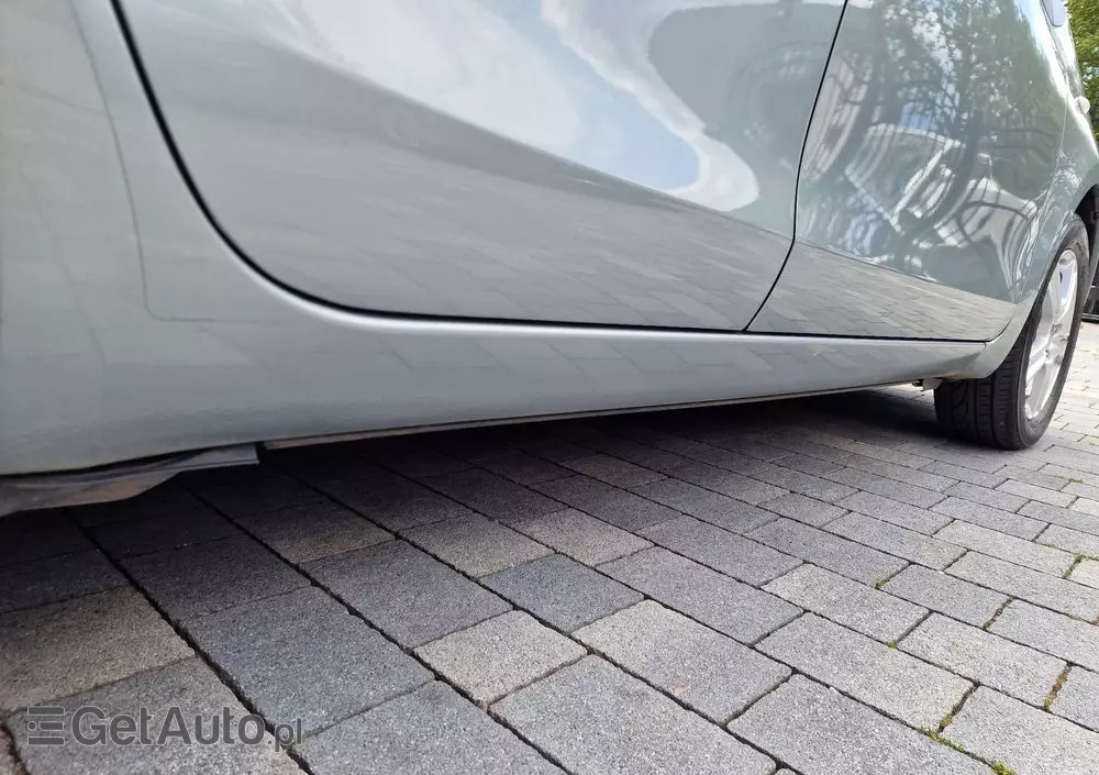 TOYOTA Yaris 1.33 VVT-i Sol