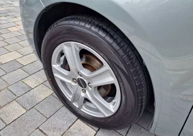 TOYOTA Yaris 1.33 VVT-i Sol