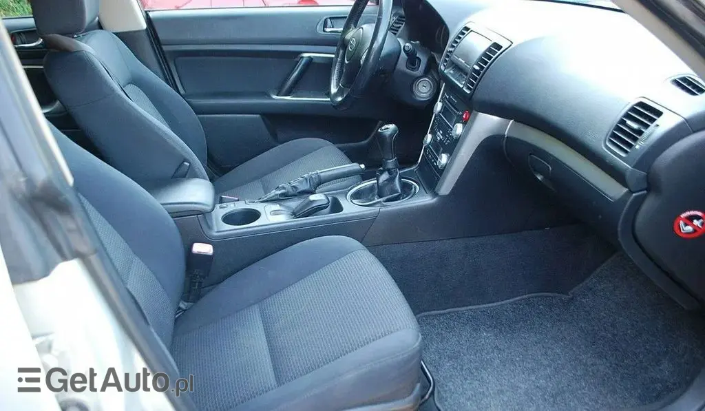 SUBARU Outback 