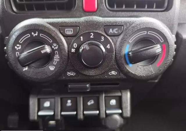 SUZUKI Jimny 1.5 Pro