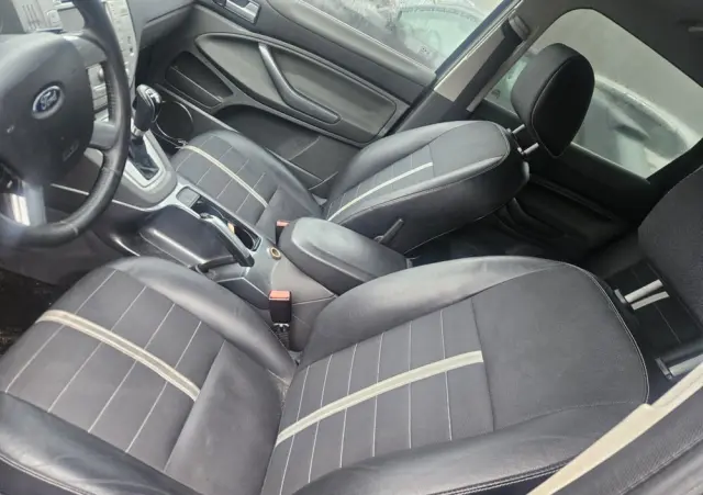 FORD Kuga 2.0 TDCi 4x4 Titanium