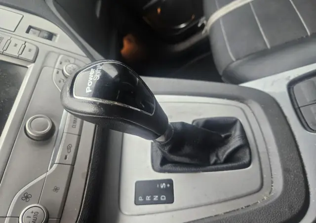 FORD Kuga 2.0 TDCi 4x4 Titanium