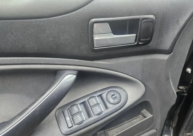 FORD Kuga 2.0 TDCi 4x4 Titanium