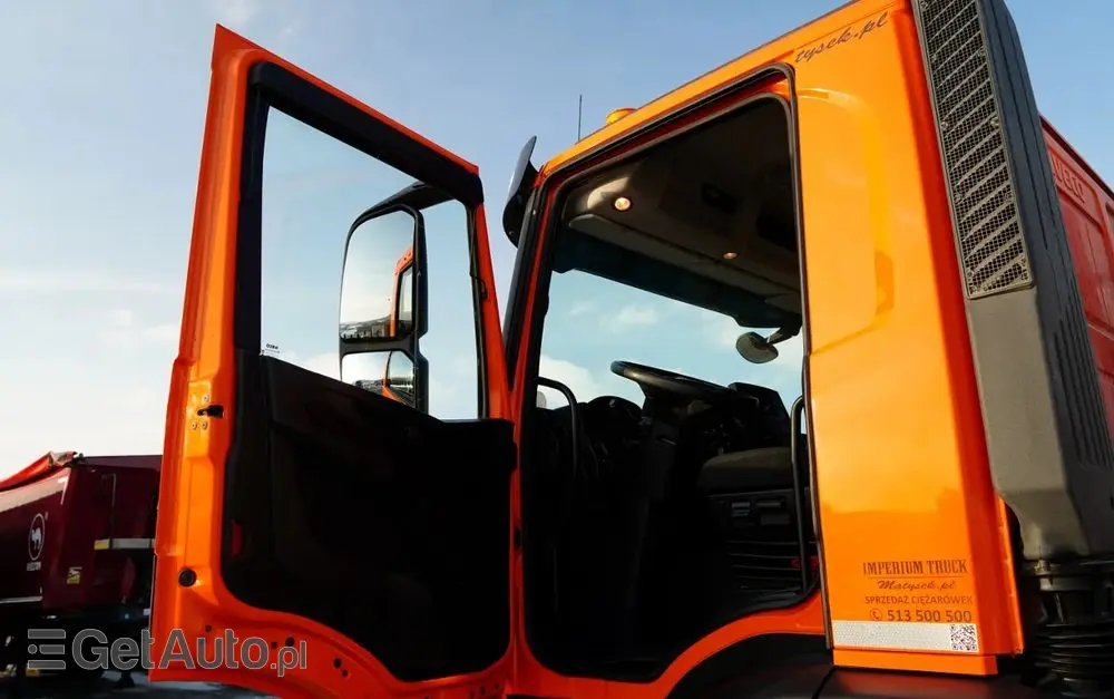 IVECO X-WAY 420 / 8X4 / BETONOMIESZARKA 9 M3 / SCHWING STETTER / AUTOMAT / EURO 6 