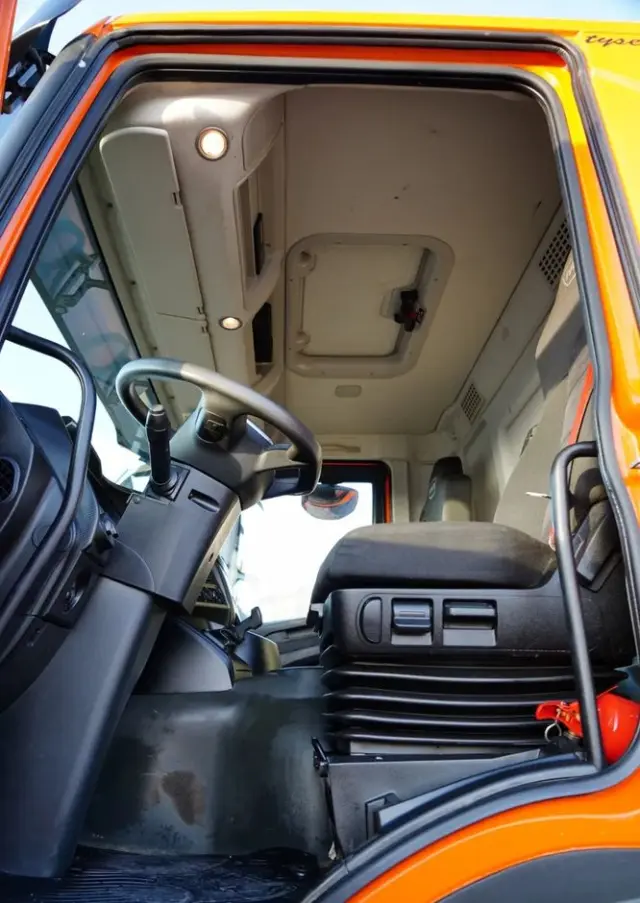 IVECO X-WAY 420 / 8X4 / BETONOMIESZARKA 9 M3 / SCHWING STETTER / AUTOMAT / EURO 6 