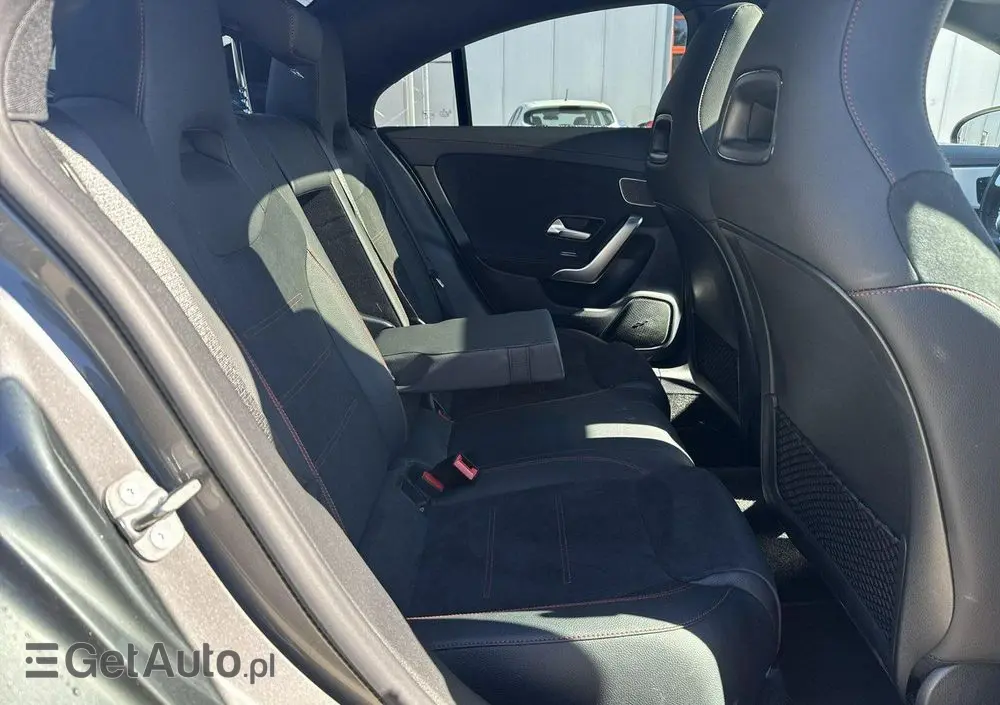 MERCEDES-BENZ CLA 250 4-Matic AMG Line 7G-DCT