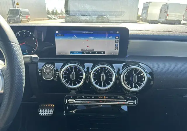 MERCEDES-BENZ CLA 250 4-Matic AMG Line 7G-DCT