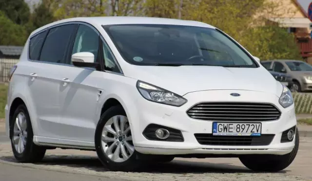 FORD S-MAX 