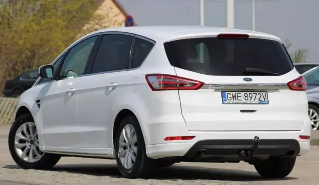 FORD S-MAX 