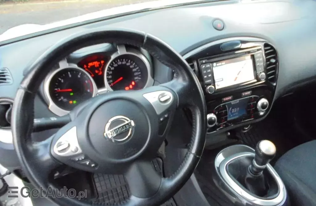 NISSAN Juke 
