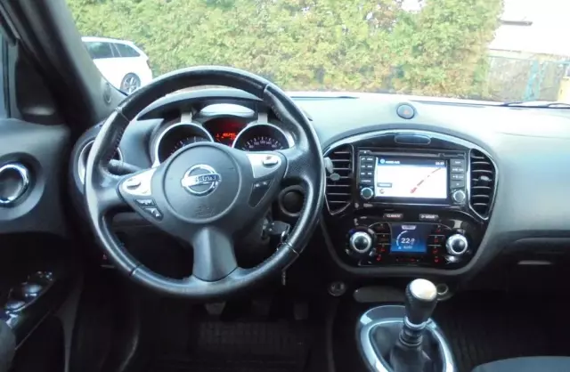 NISSAN Juke 