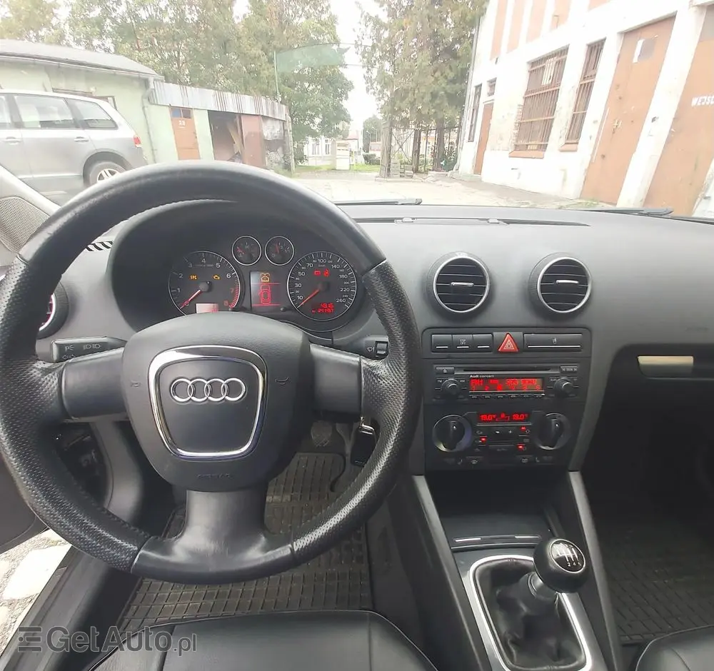 AUDI A3 Sportback 2.0 FSI Ambition