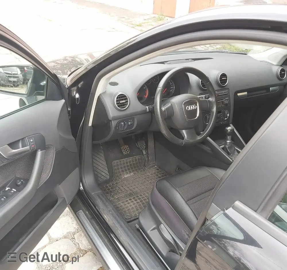 AUDI A3 Sportback 2.0 FSI Ambition