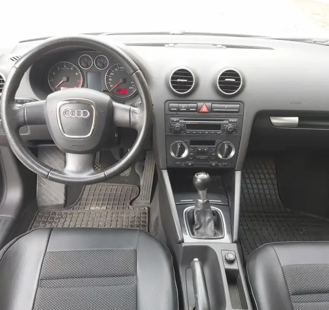 AUDI A3 Sportback 2.0 FSI Ambition