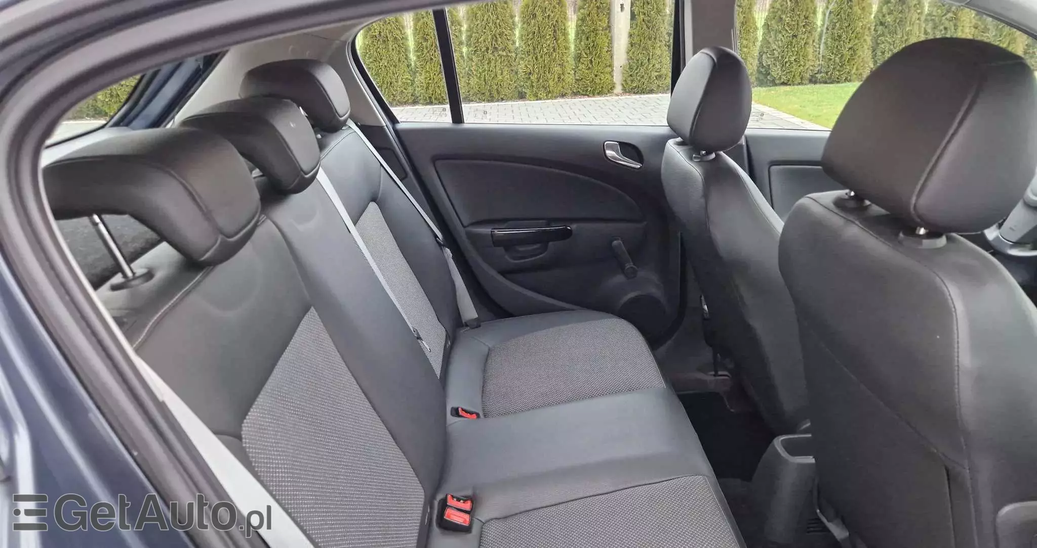 OPEL Corsa 1.4 16V Cosmo