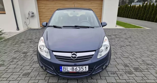 OPEL Corsa 1.4 16V Cosmo