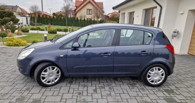 OPEL Corsa 1.4 16V Cosmo