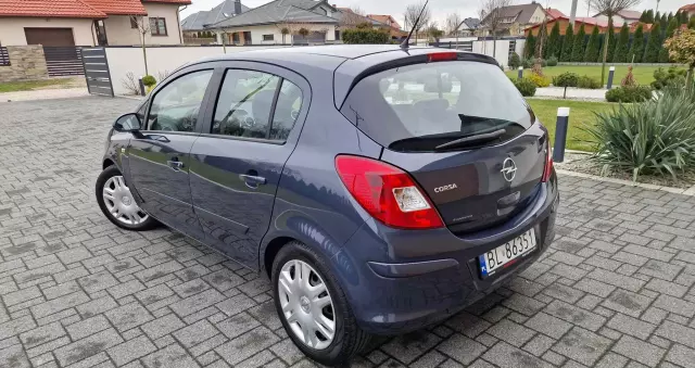 OPEL Corsa 1.4 16V Cosmo