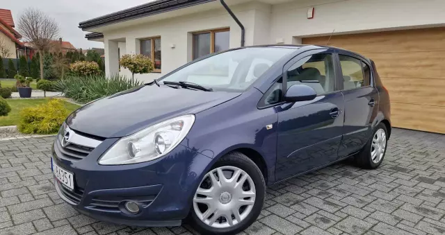 OPEL Corsa 1.4 16V Cosmo