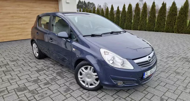 OPEL Corsa 1.4 16V Cosmo