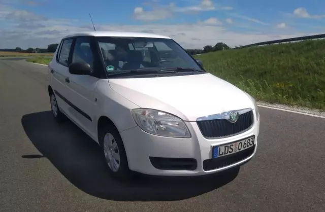 SKODA Fabia 