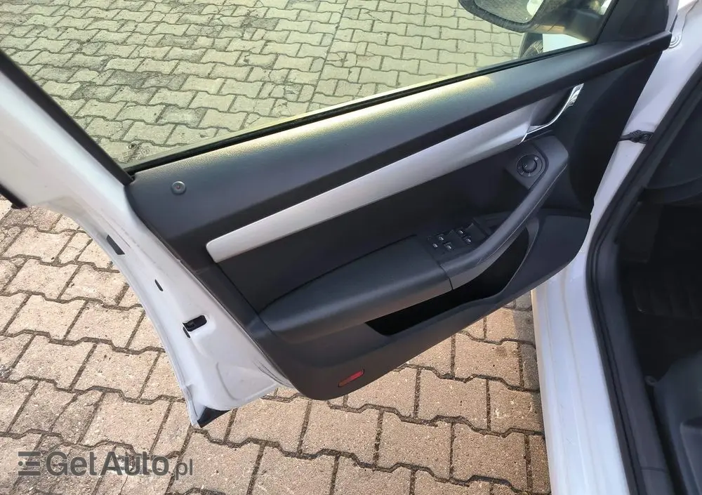 SKODA Octavia 1.5 TSI ACT DSG Sport Edition