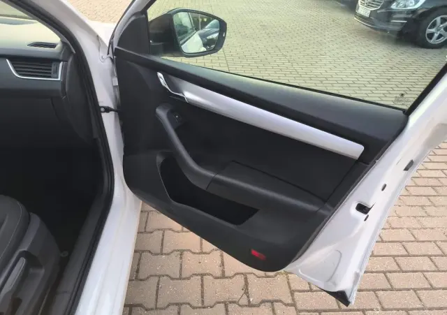 SKODA Octavia 1.5 TSI ACT DSG Sport Edition