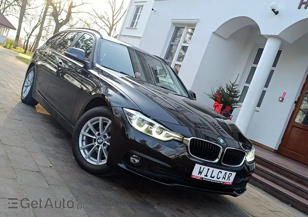 BMW Seria 3 318d DPF Edition Lifestyle