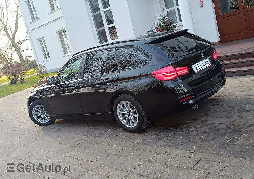 BMW Seria 3 318d DPF Edition Lifestyle
