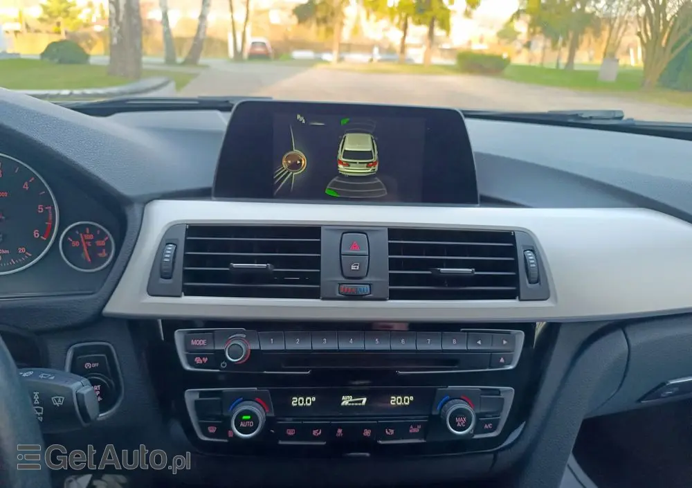 BMW Seria 3 318d DPF Edition Lifestyle