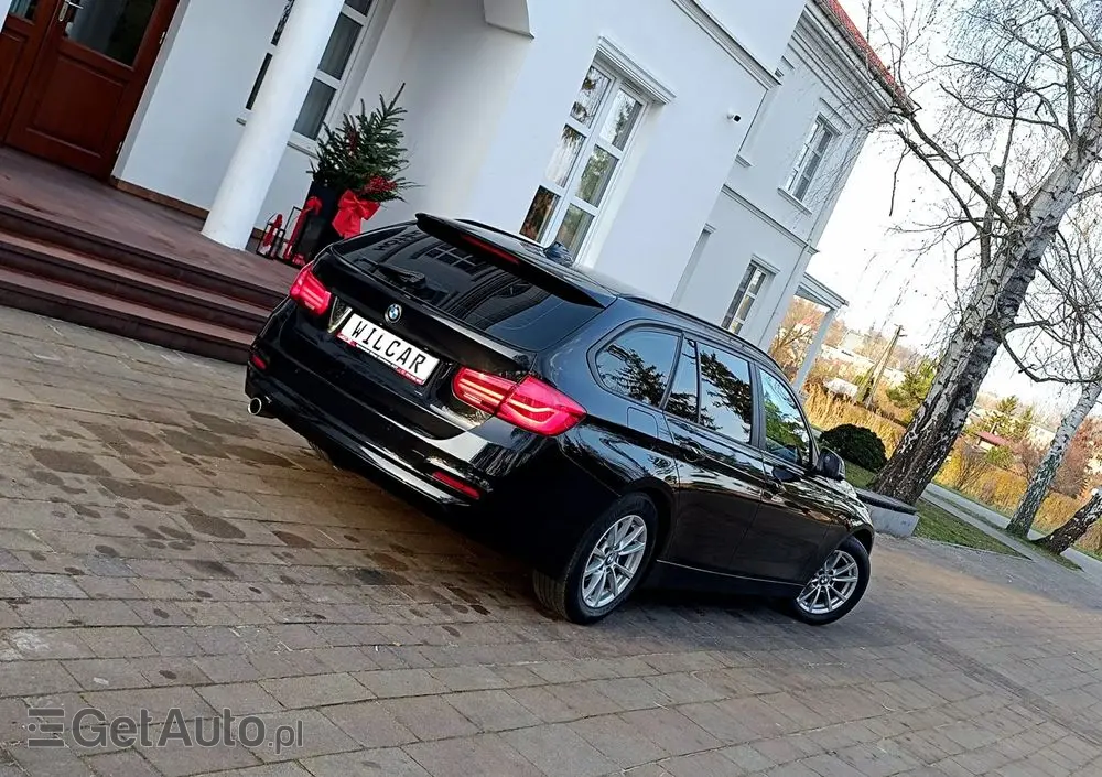 BMW Seria 3 318d DPF Edition Lifestyle