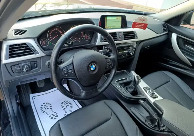 BMW Seria 3 318d DPF Edition Lifestyle