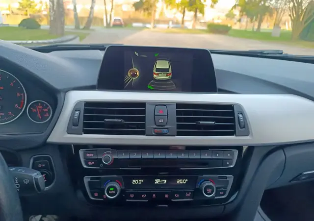 BMW Seria 3 318d DPF Edition Lifestyle