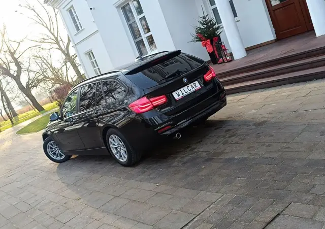 BMW Seria 3 318d DPF Edition Lifestyle