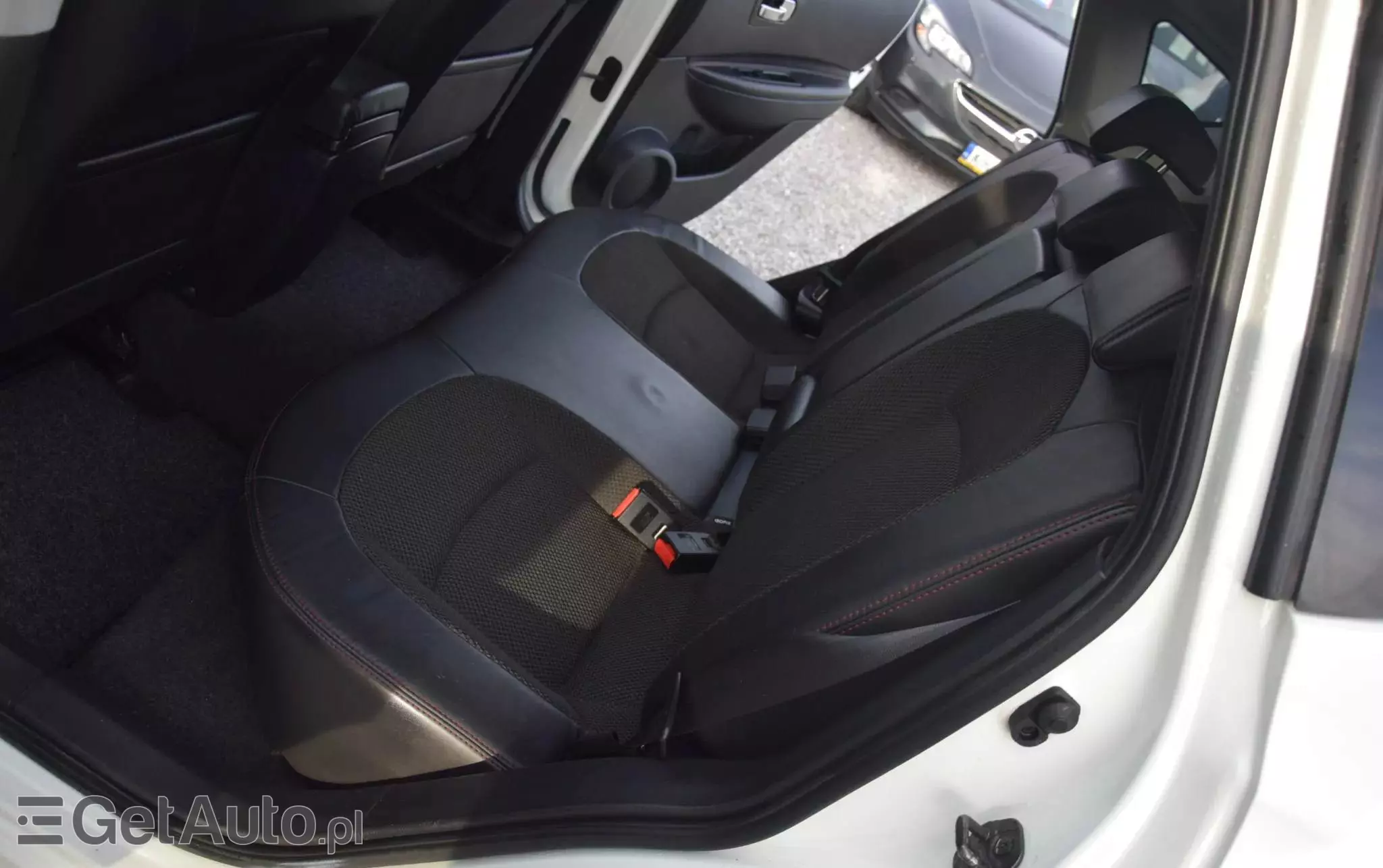 NISSAN Qashqai 2.0 dCi 4 x 4 DPF lounge