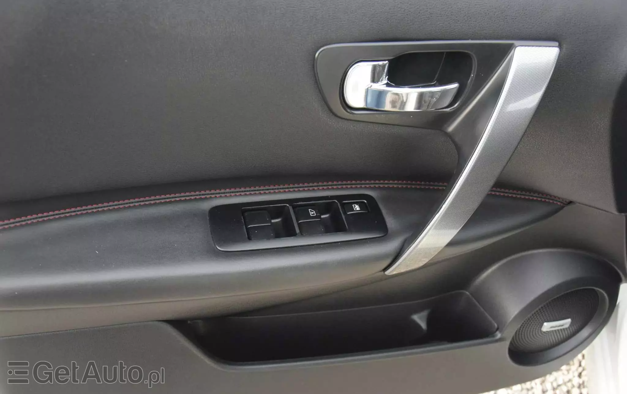 NISSAN Qashqai 2.0 dCi 4 x 4 DPF lounge