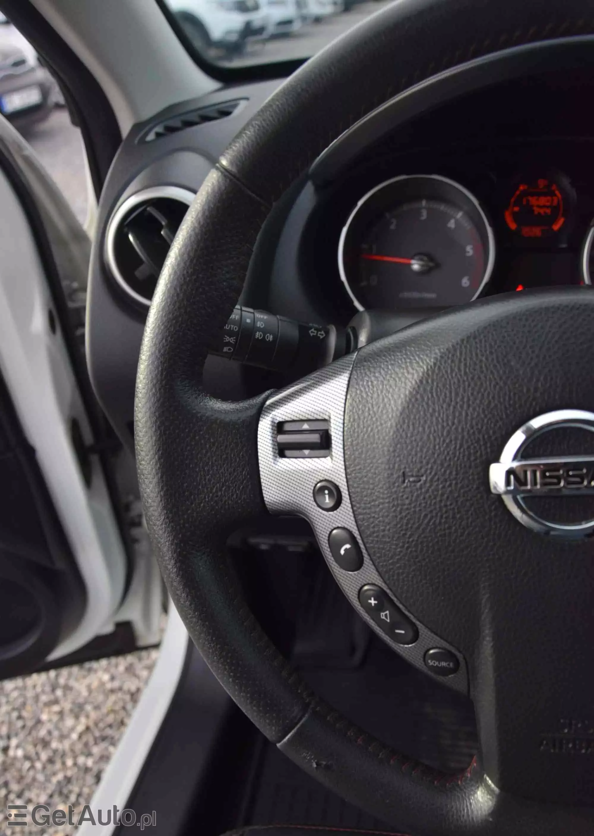 NISSAN Qashqai 2.0 dCi 4 x 4 DPF lounge