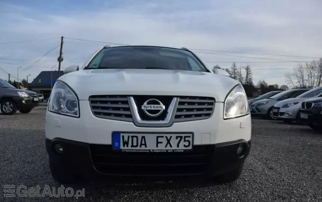 NISSAN Qashqai 2.0 dCi 4 x 4 DPF lounge