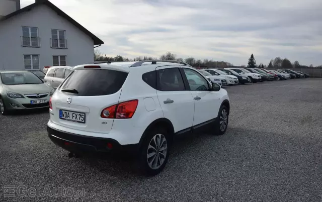 NISSAN Qashqai 2.0 dCi 4 x 4 DPF lounge