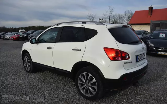 NISSAN Qashqai 2.0 dCi 4 x 4 DPF lounge