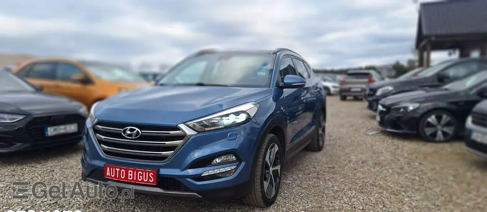 HYUNDAI Tucson 