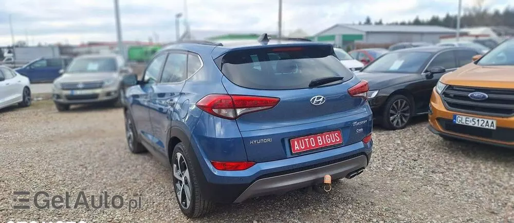 HYUNDAI Tucson 