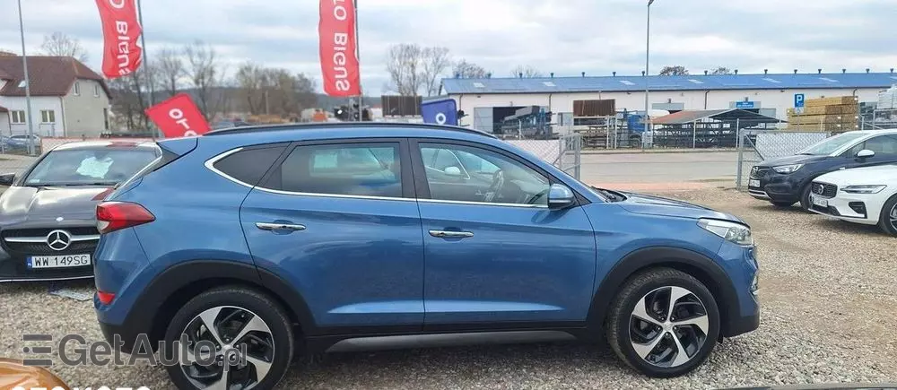 HYUNDAI Tucson 