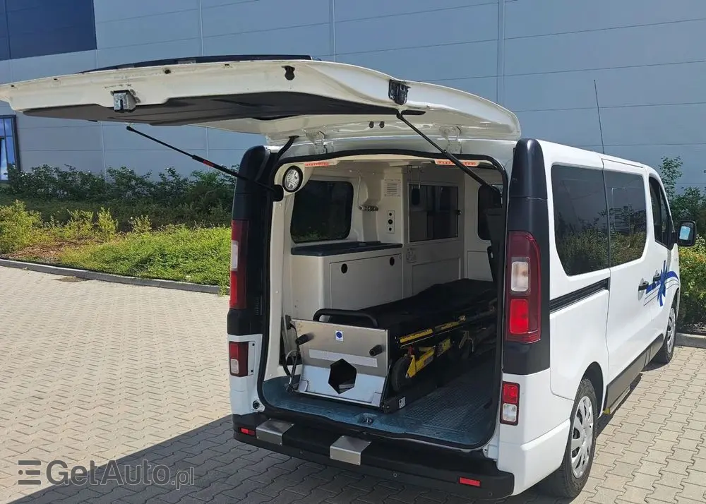 RENAULT Trafic 