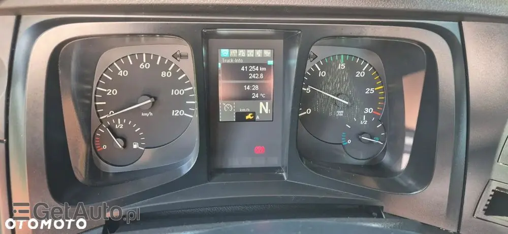 MERCEDES-BENZ AROCS 1827///* 2018///* PRZEB 41 TYŚ///* HDS///* WYWROTKA///* ROTATOR///* 18000KG///* ŁYŻKA///* STAN JAK NOWY 