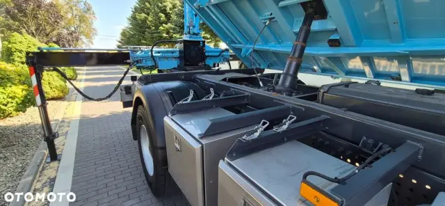 MERCEDES-BENZ AROCS 1827///* 2018///* PRZEB 41 TYŚ///* HDS///* WYWROTKA///* ROTATOR///* 18000KG///* ŁYŻKA///* STAN JAK NOWY 