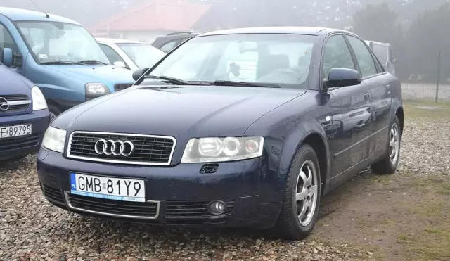 AUDI A4 
