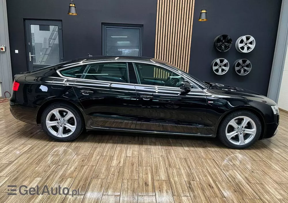 AUDI A5 