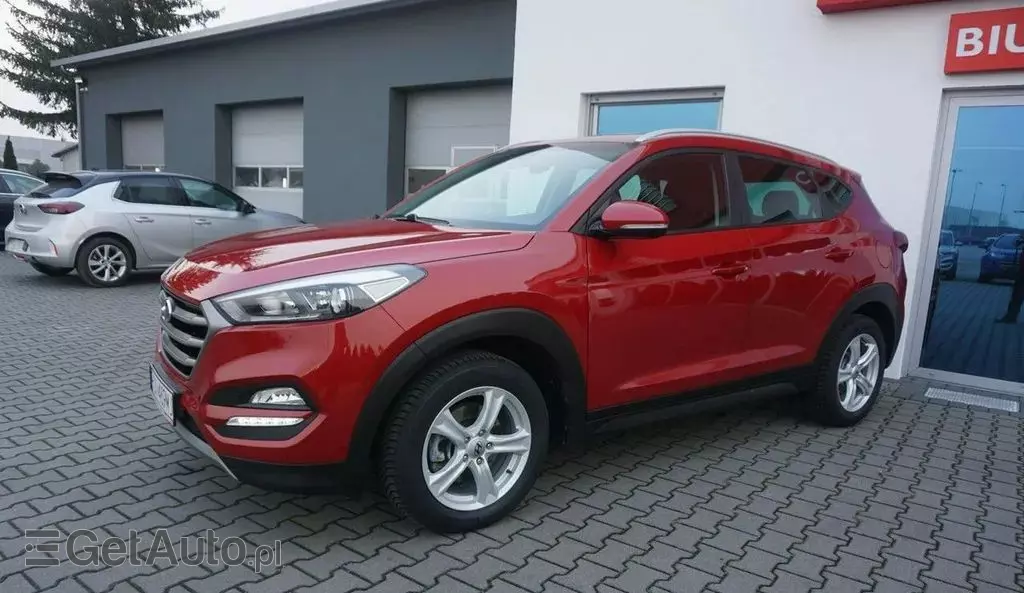 HYUNDAI Tucson 